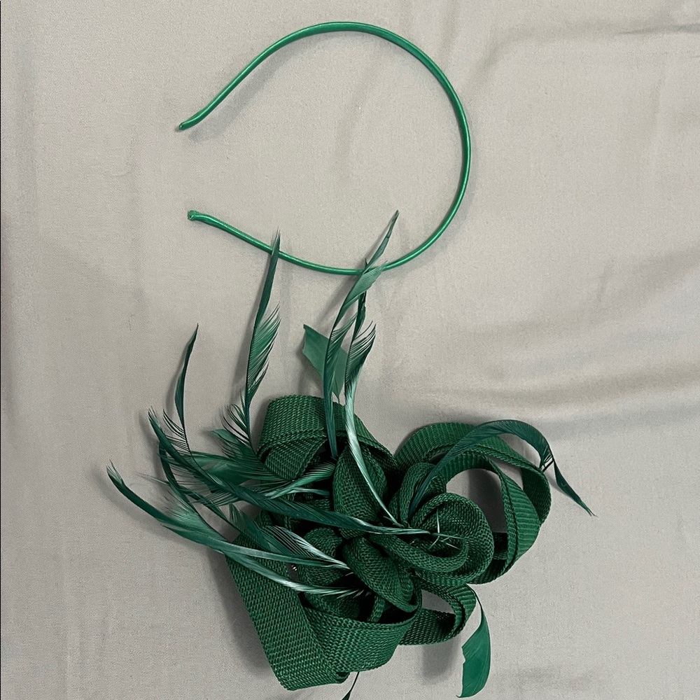 Elegant Green Feathered Headband